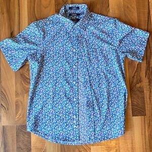 Izod Men's Blue and Pink Floral Button Down Shirt